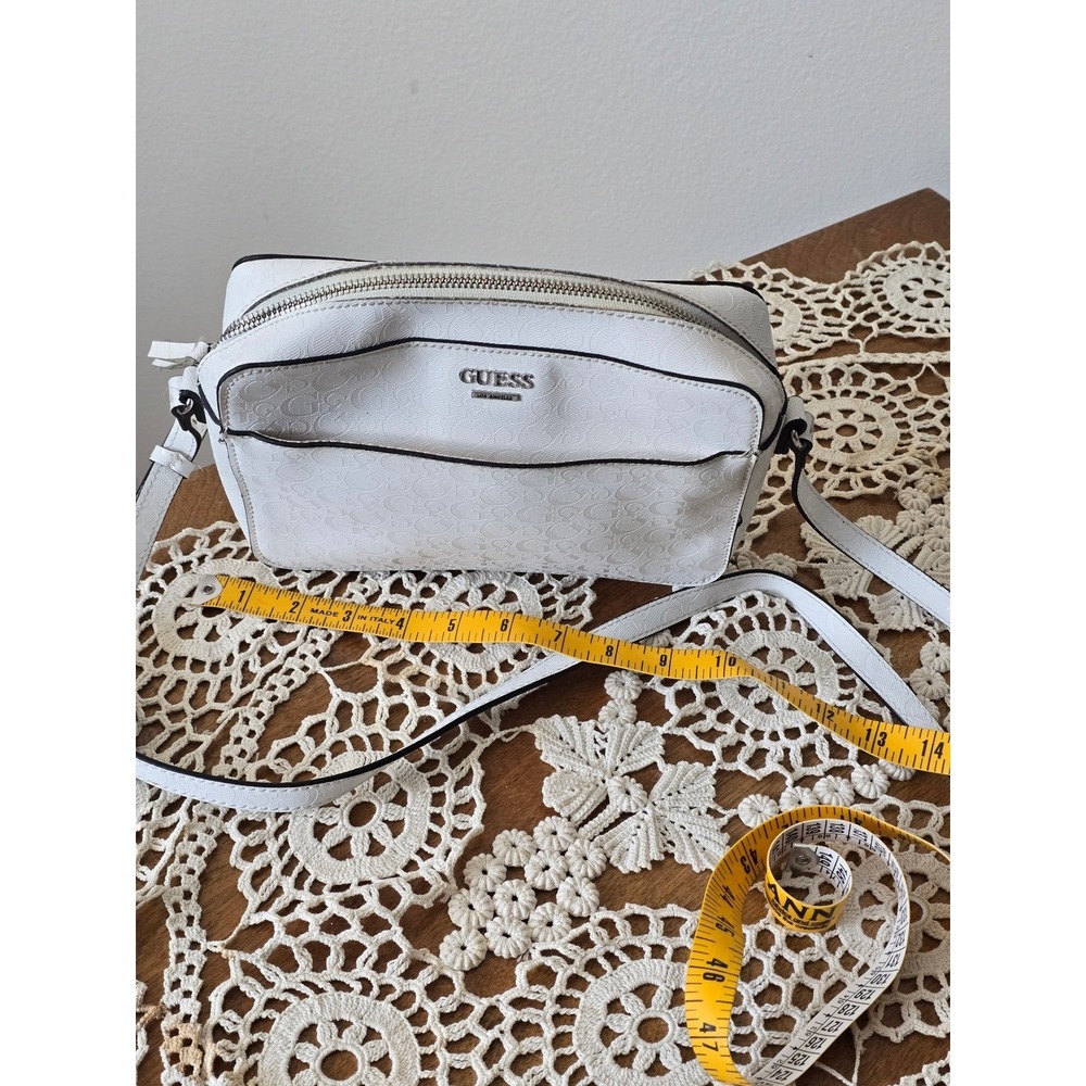GUESS White Embossed Logo Crossbody Camera Bag Silver Tone Hardware White - Picture 6 of 7